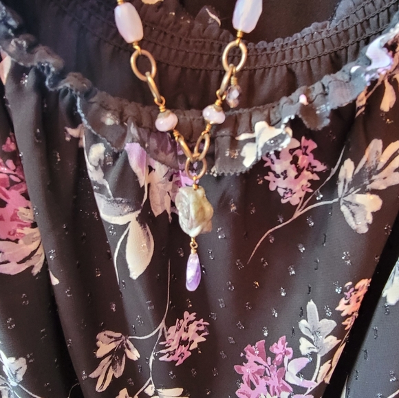 NWOT Whitehouse Blackmarket Flower 👚 Blouse Sz L - Picture 8 of 9